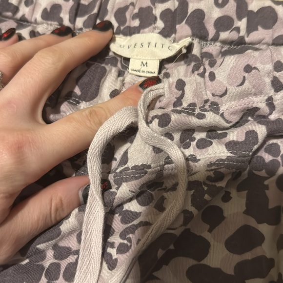 Matching Leopard Print Lounge Set - Picture 3 of 8